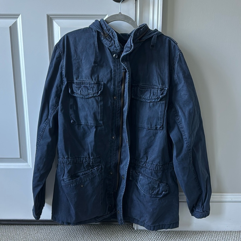 Gap Men’s Navy Blue Jacket